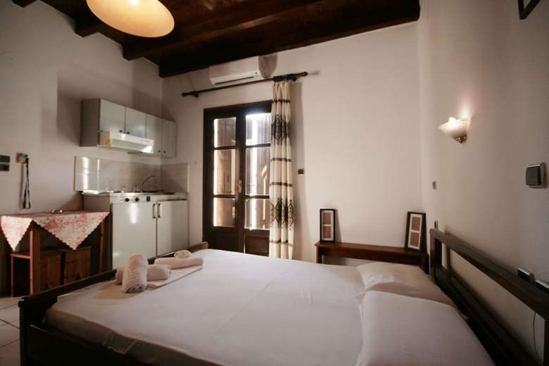 Hotel Chania Rooms