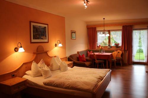Hostal Pension Berghof