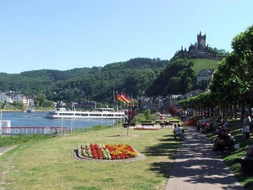 Hostal Weingut Gutssch�nke Rademacher