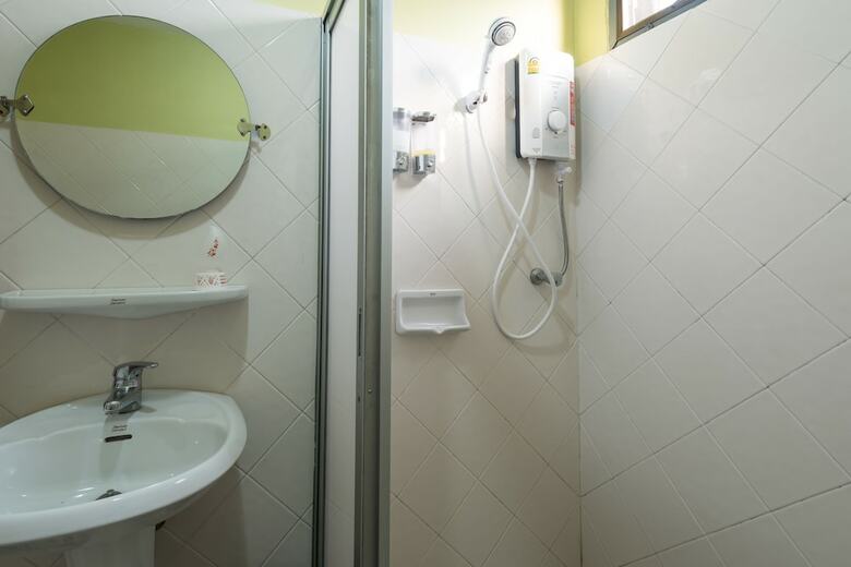 Hostal Baansu Hostel