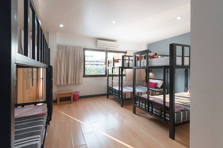 Hostal Baansu Hostel