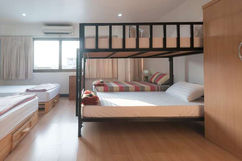 Hostal Baansu Hostel