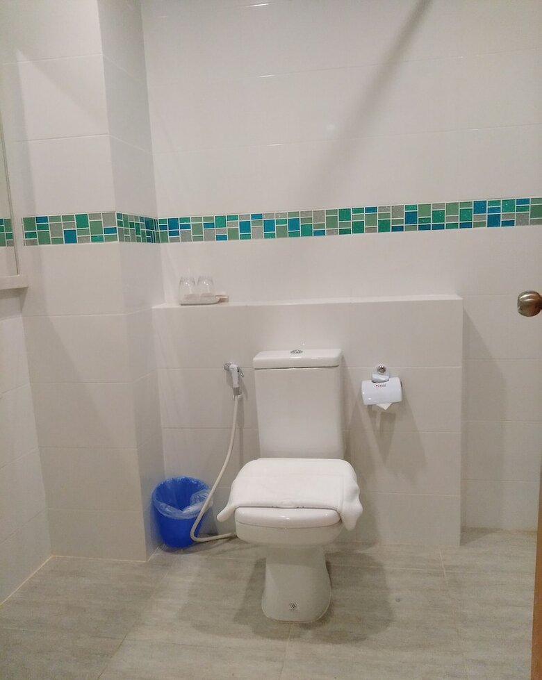 Hotel Abani Jomtien Inn