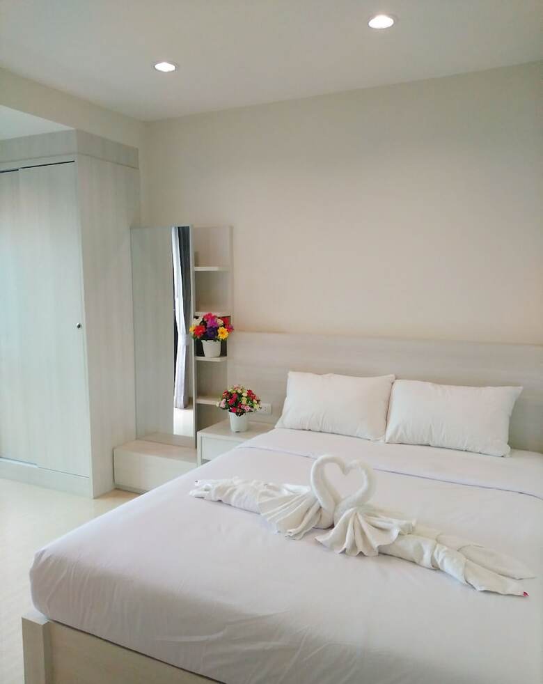 Hotel Abani Jomtien Inn