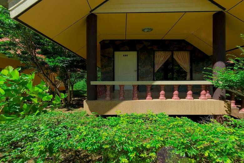 Hotel Rim Khao Resort