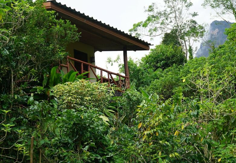 Hotel Baan Suan Boon Resort