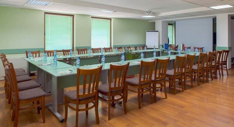 Ezeretz Spa Hotel