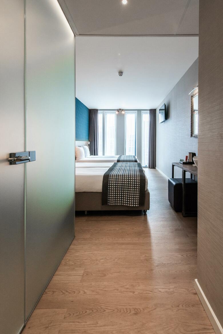Melrose Hotel