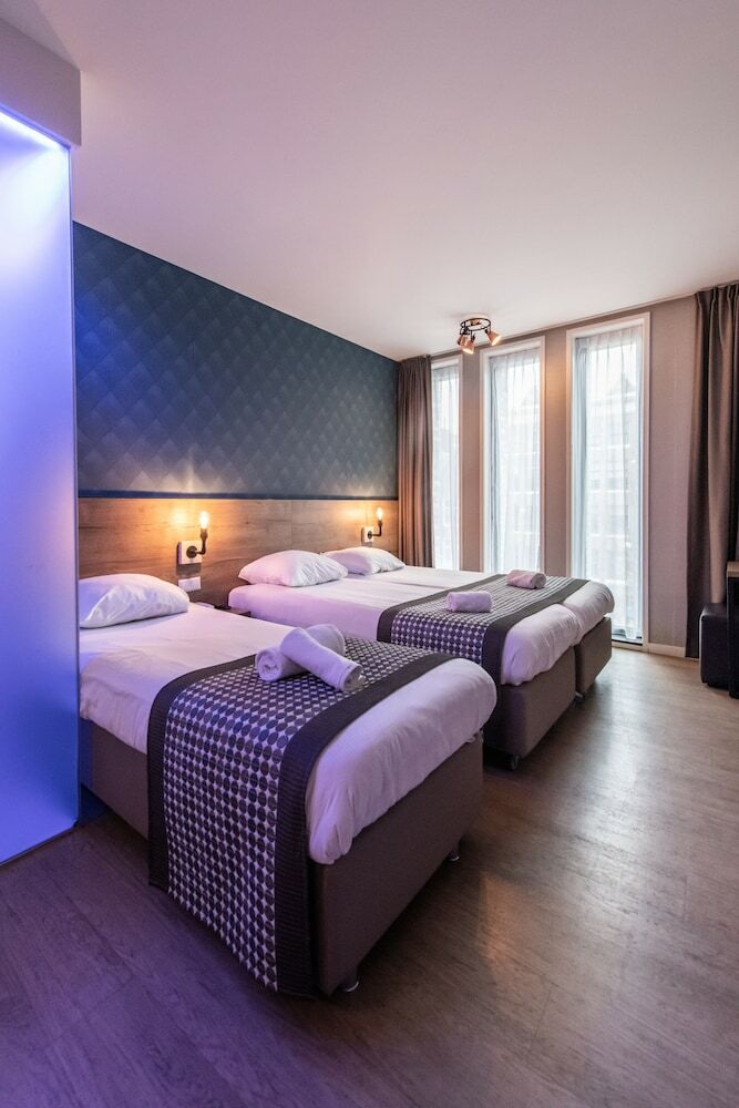 Melrose Hotel