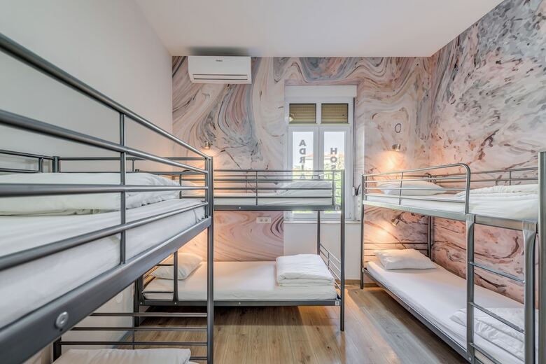 Hostal Adriatic Hostel