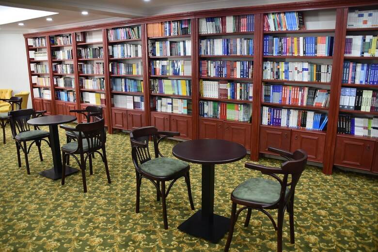 Hotel Tum Palace Otel