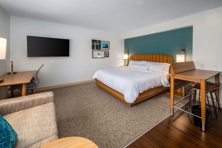 Hotel Element Bentonville