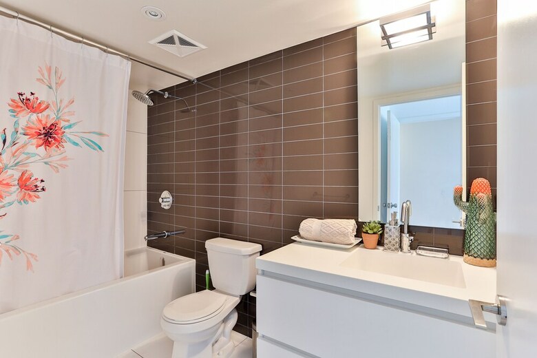 Gorgeous 2 Storey Townhouse