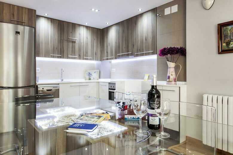 1324 - Splendid Olympic Apartment