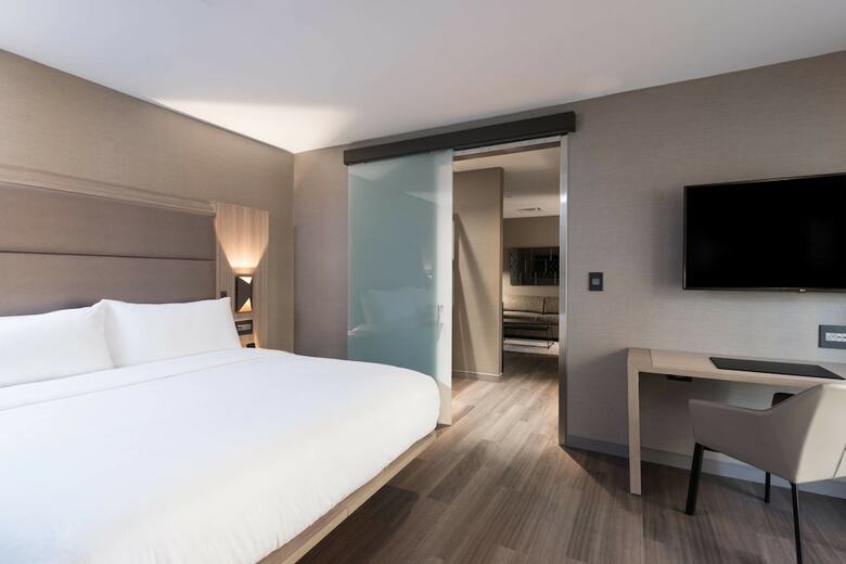 AC Hotel By Marriott Worcester