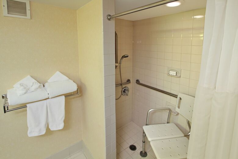 Hotel Doubletree By Hilton Mahwah