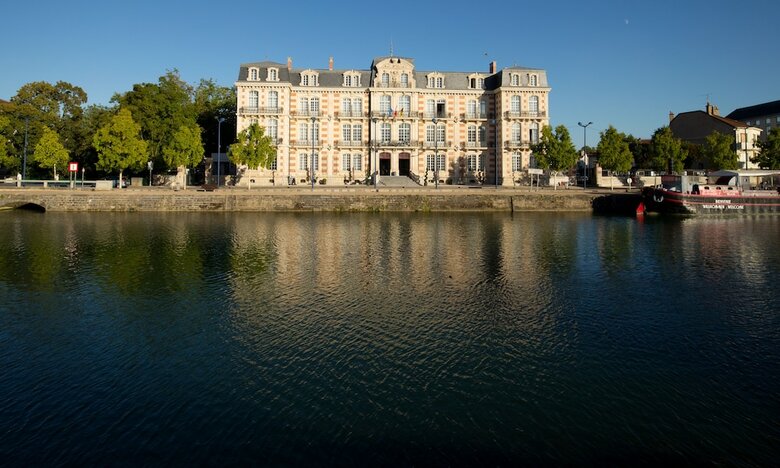 Hotel Les Jardins Du Mess