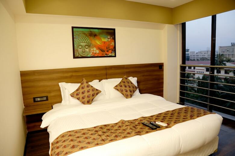 Hotel Mumbai House