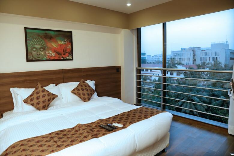 Hotel Mumbai House