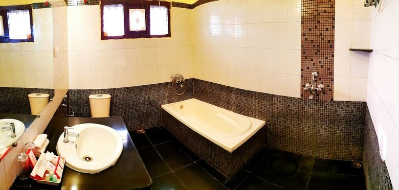 Hotels Diamond Glory Pvt. Ltd.
