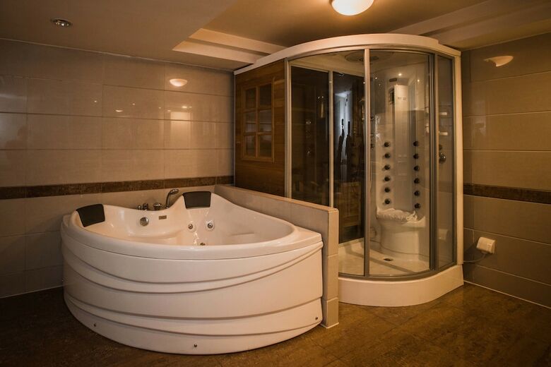 Excemon Xinjiang Yilite Hotel