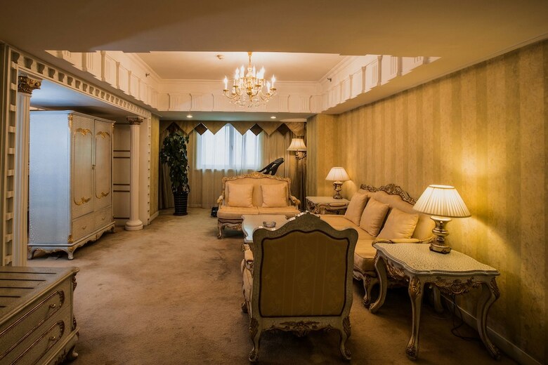 Excemon Xinjiang Yilite Hotel