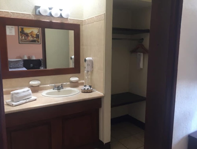 Hotel Pensi�n Bonifaz