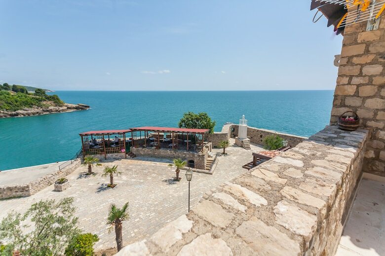 Hotel Kulla E Balshajve