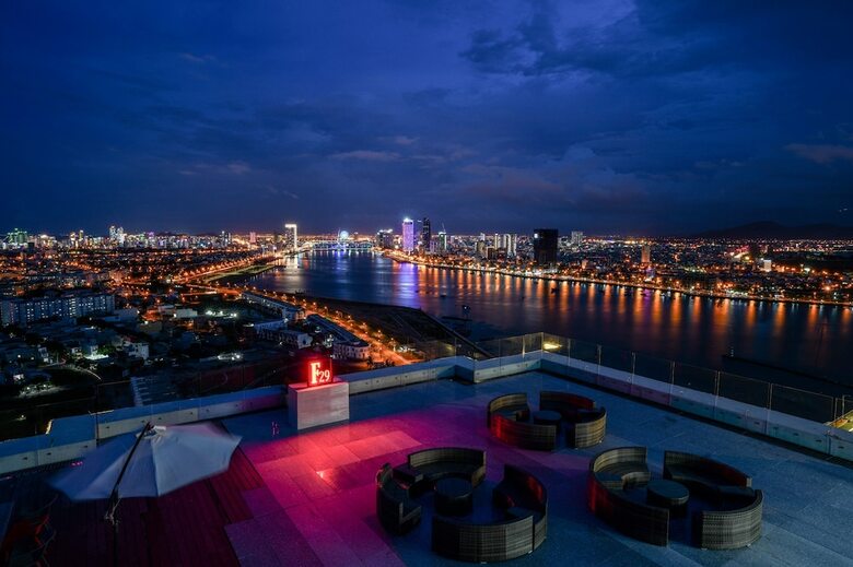 Hotel Danang Golden Bay
