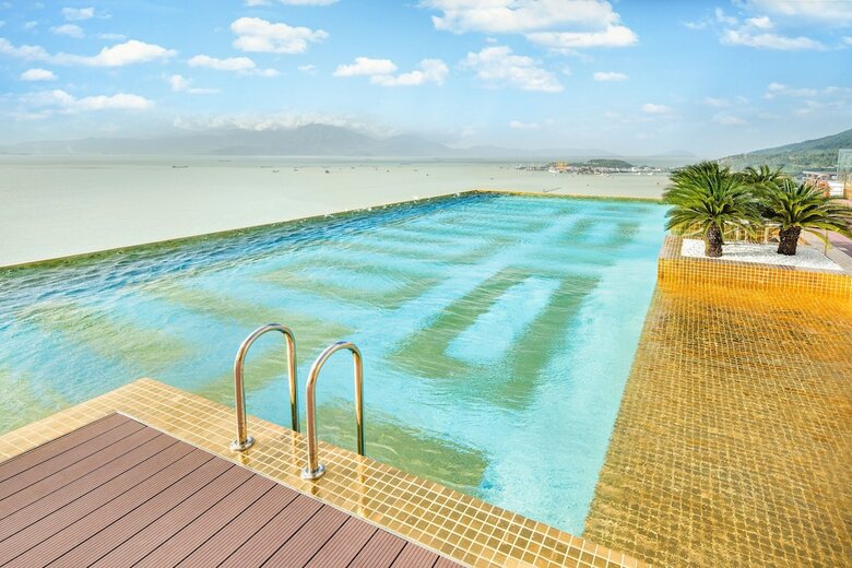 Hotel Danang Golden Bay