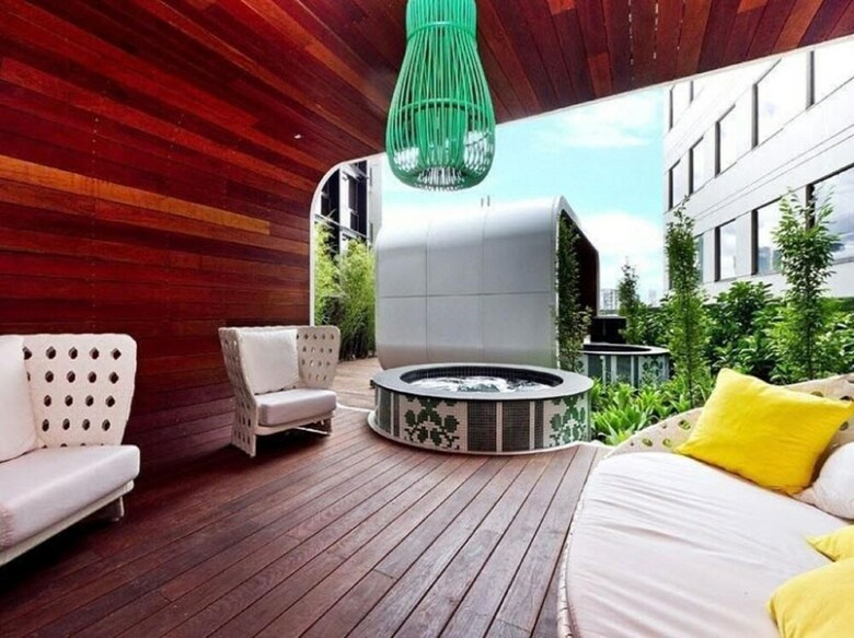 Elm Apartment