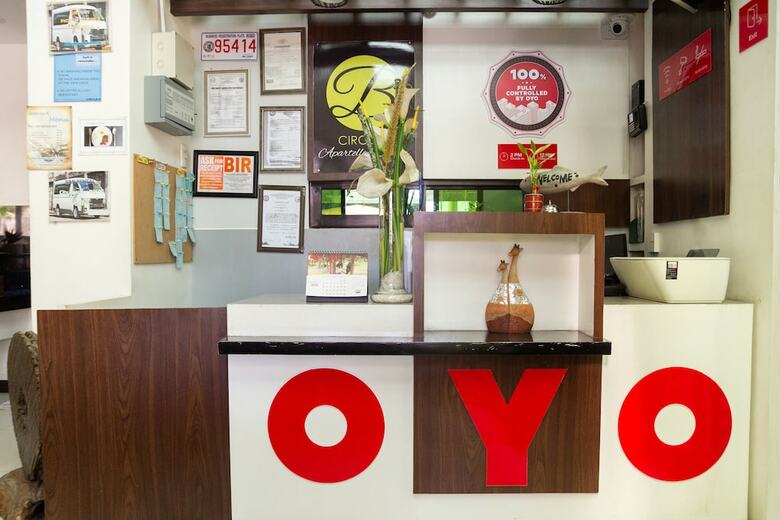 Oyo 165 Circle-b Apartelle & Suites