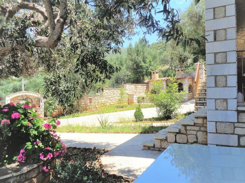 Apartamentos Menina Farm