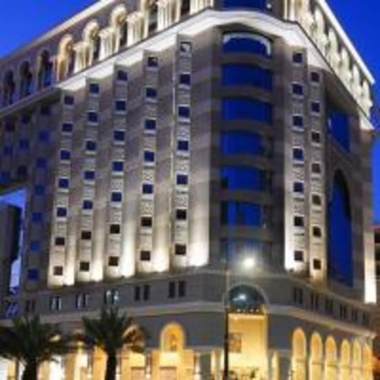 Hotel Golden Tulip Al Mektan