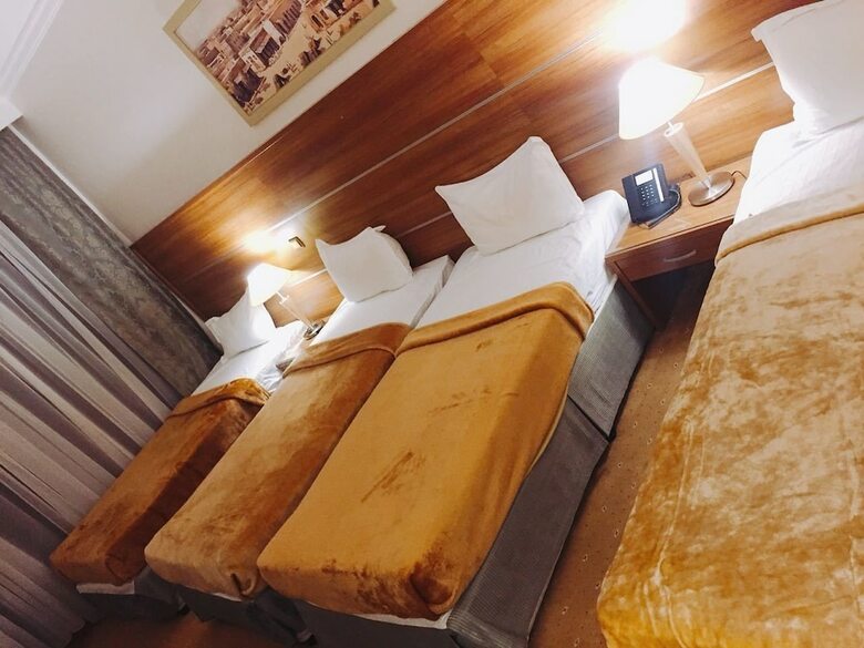 Hotel Golden Tulip Al Mektan