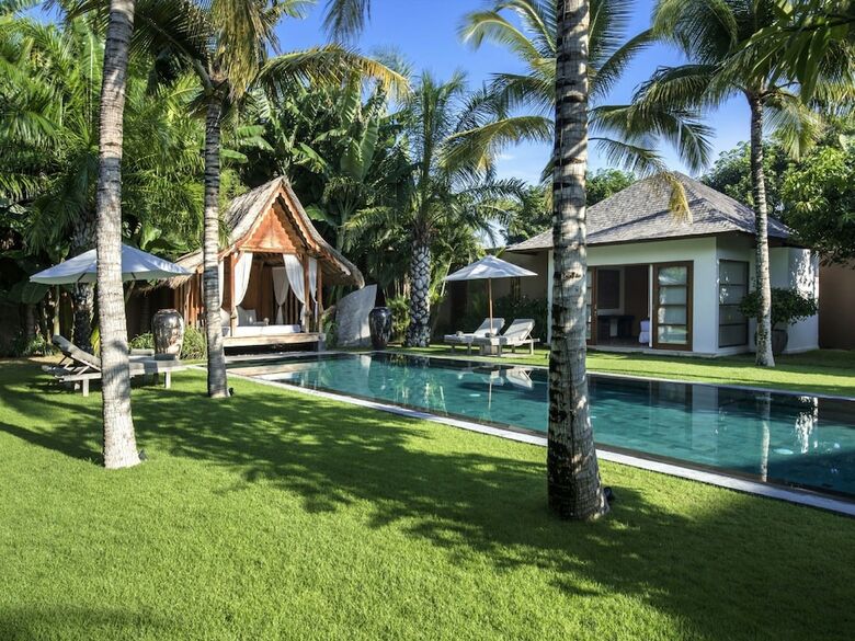 Villa Tiga Puluh