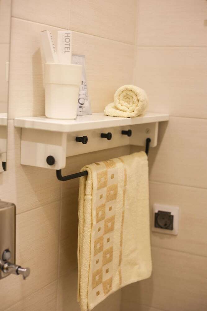 Bridge City Mini Hotel