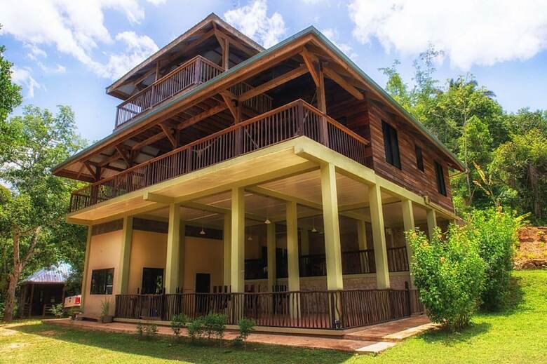 Posada Martz Farm Treehouses & Cabanas