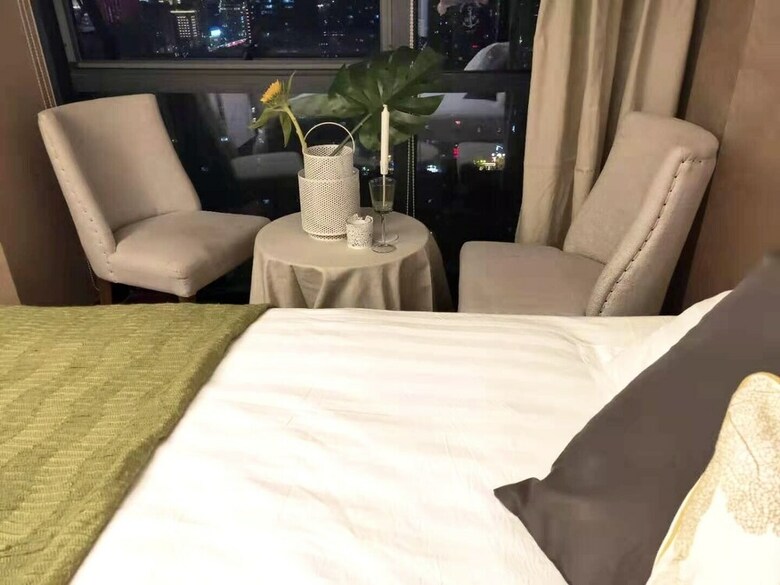 Summer Flower Apartment