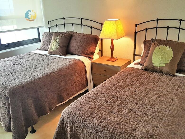 Classic Beach Resort - Hora Rentals