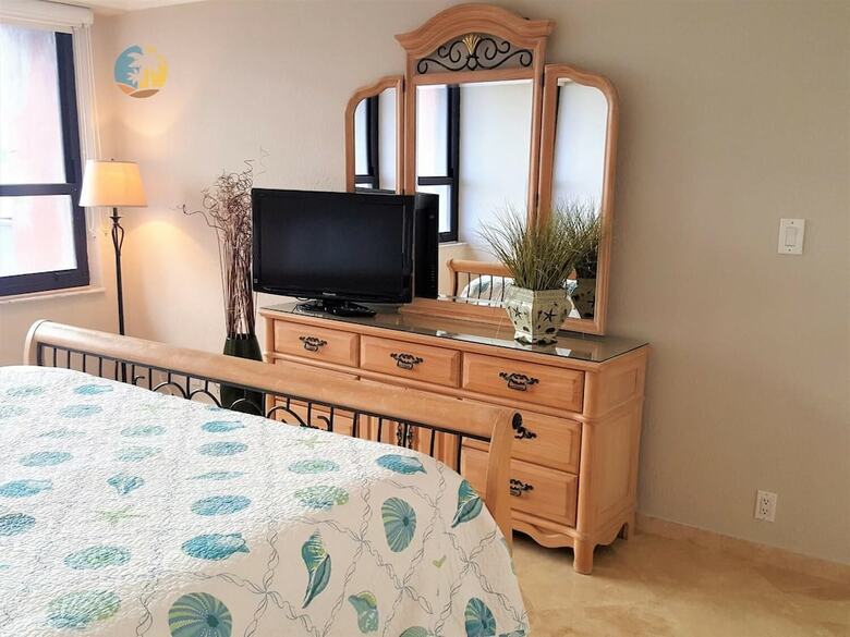 Classic Beach Resort - Hora Rentals