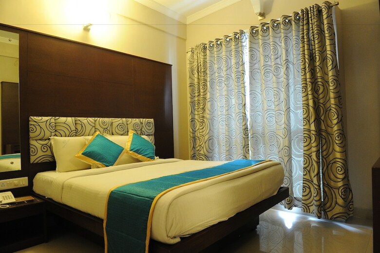 Hotel Greens Gate