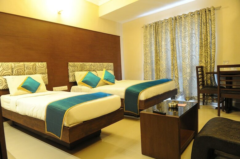 Hotel Greens Gate