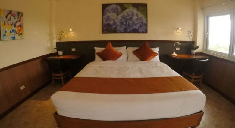Villa Monkey Beach Dive Resort