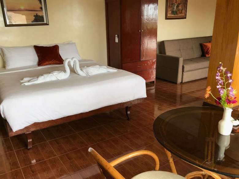 Villa Monkey Beach Dive Resort