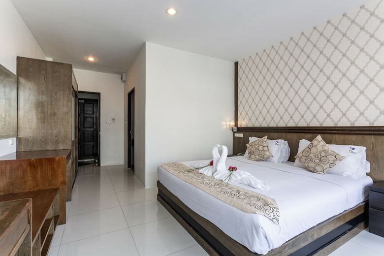 7q Bangla Hotel