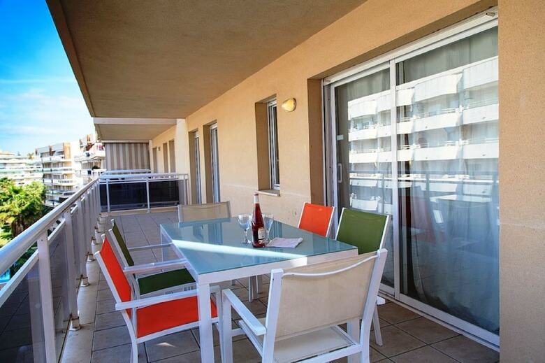 Apartamentos Ventura Park