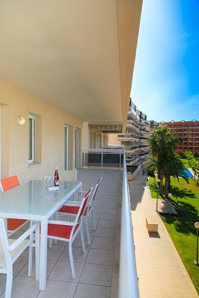 Apartamentos Ventura Park