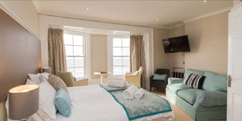 Gwesty'r Marine Hotel & Spa