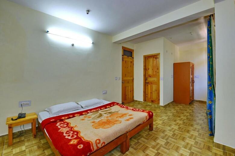 Sarthak Bed N Breakfast